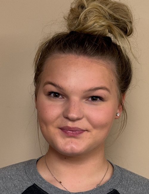 _Makenzie Deboer- Client Services Associate- Lincoln